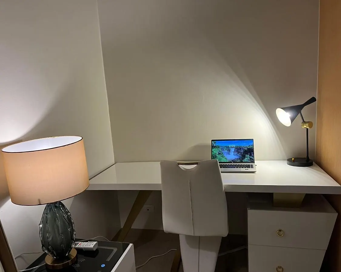 1Brfacing Manilabay Sunsetnear Okada Solaire 1Park Apartment
