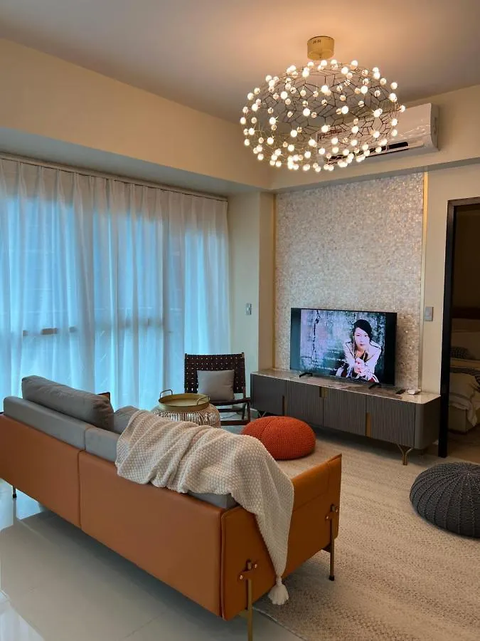 1Brfacing Manilabay Sunsetnear Okada Solaire 1Park Apartment  Manila