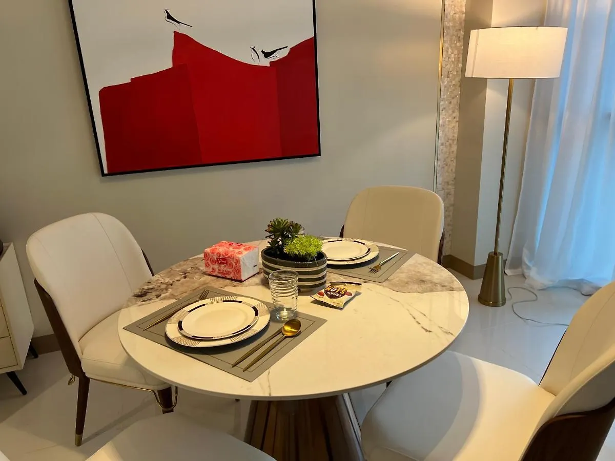 1Brfacing Manilabay Sunsetnear Okada Solaire 1Park Apartment
